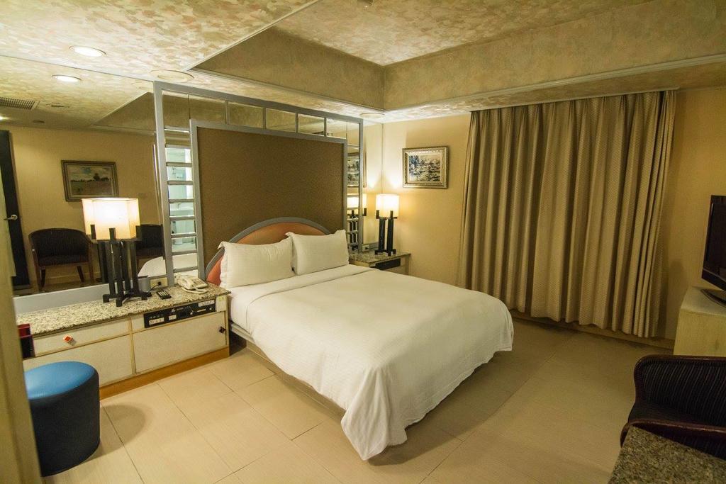 Katherine Plaza Hotel Cao Hùng Ngoại thất bức ảnh