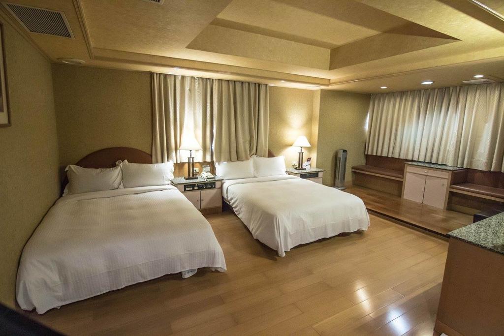 Katherine Plaza Hotel Cao Hùng Ngoại thất bức ảnh