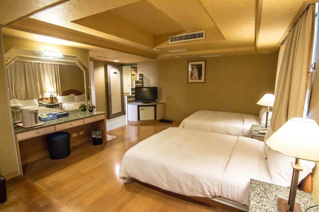 Katherine Plaza Hotel Cao Hùng Ngoại thất bức ảnh