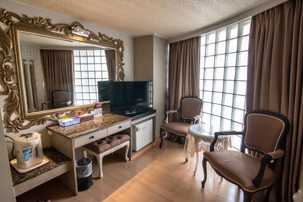 Katherine Plaza Hotel Cao Hùng Ngoại thất bức ảnh