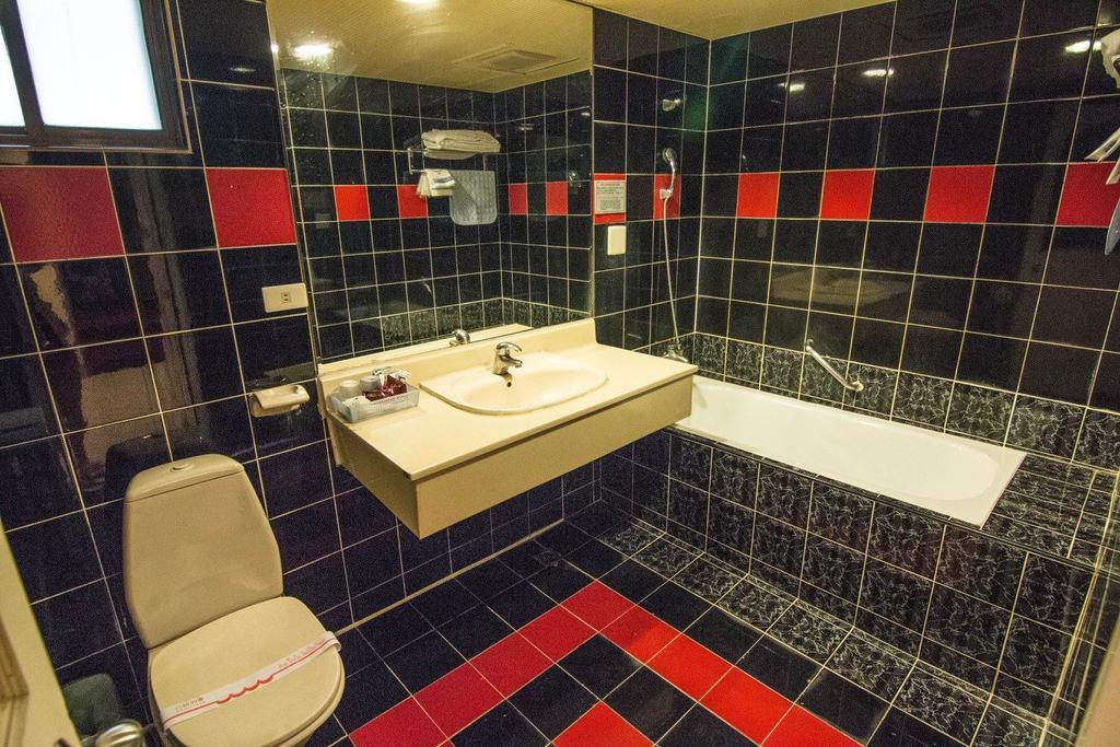 Katherine Plaza Hotel Cao Hùng Ngoại thất bức ảnh
